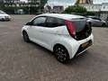 Toyota Aygo 1.0 VVT-i 72pk 5D x-play Clima / Camera /Apple car Blanc - thumbnail 16