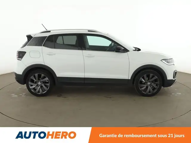 Volkswagen T-Cross view 7