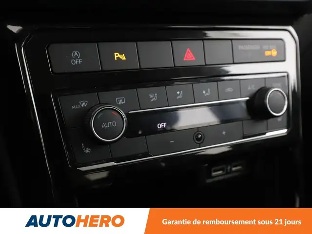 Volkswagen T-Cross view 27