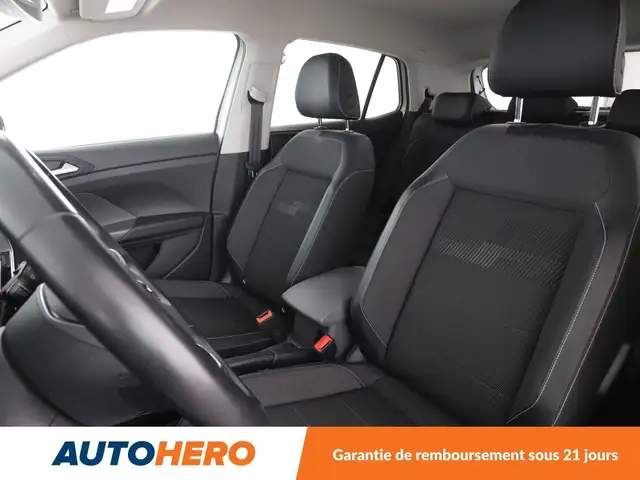 Volkswagen T-Cross view 10