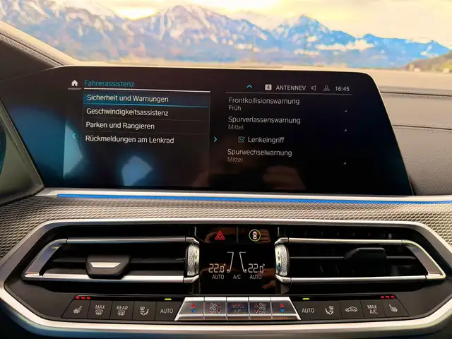 BMW X5 xDrive 45e M Sportpaket Plus LED Ansicht 30