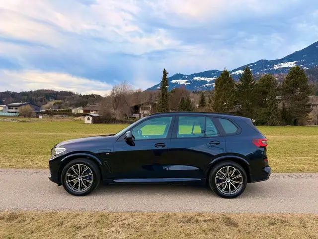 BMW X5 xDrive 45e M Sportpaket Plus LED Ansicht 3