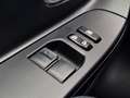 Toyota Yaris 1.3 VVTi Dynamic | 12mnd Garantie | Incl. Beurt & Rot - thumbnail 16