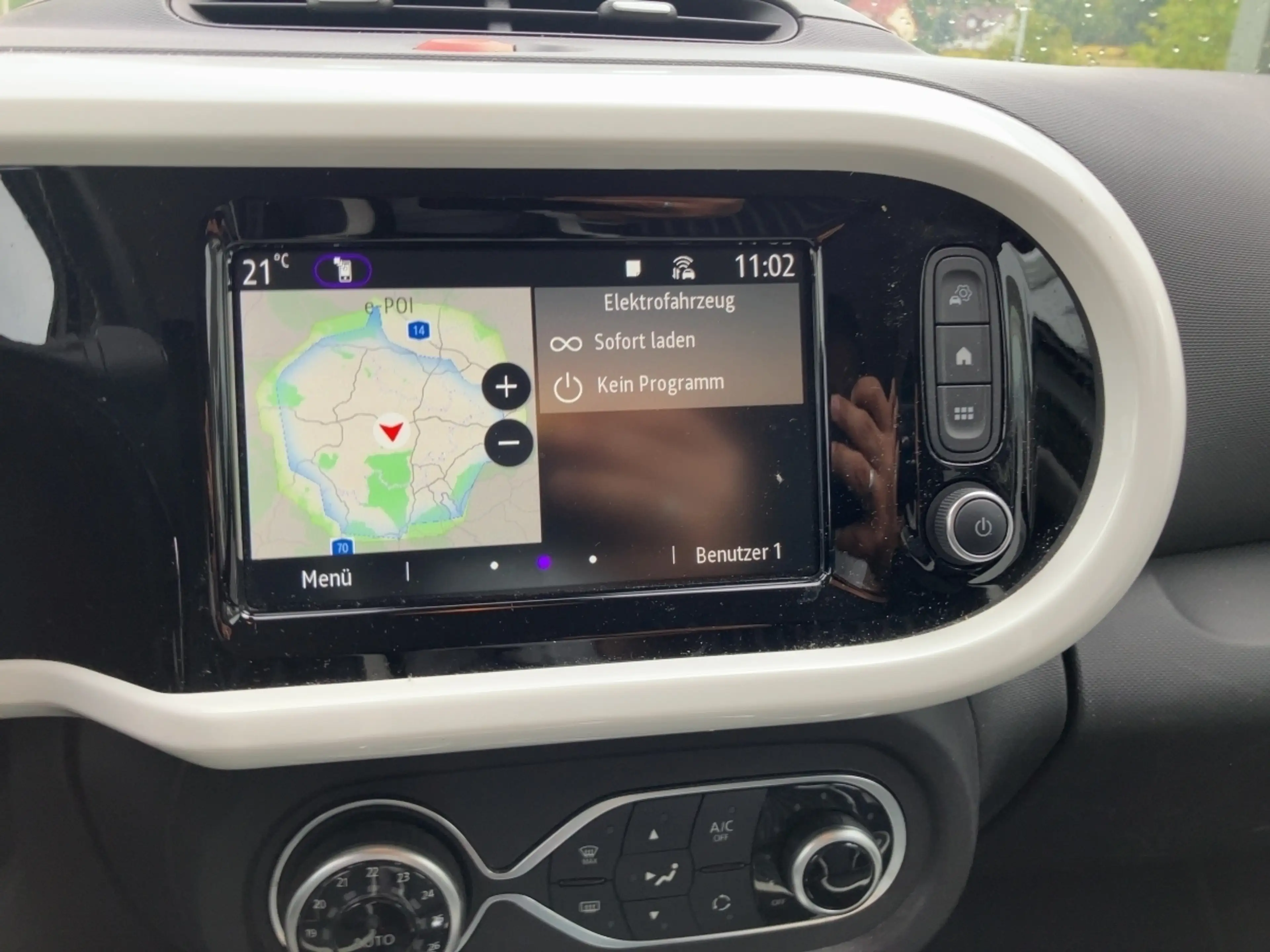 Renault Twingo Electric — photo 11