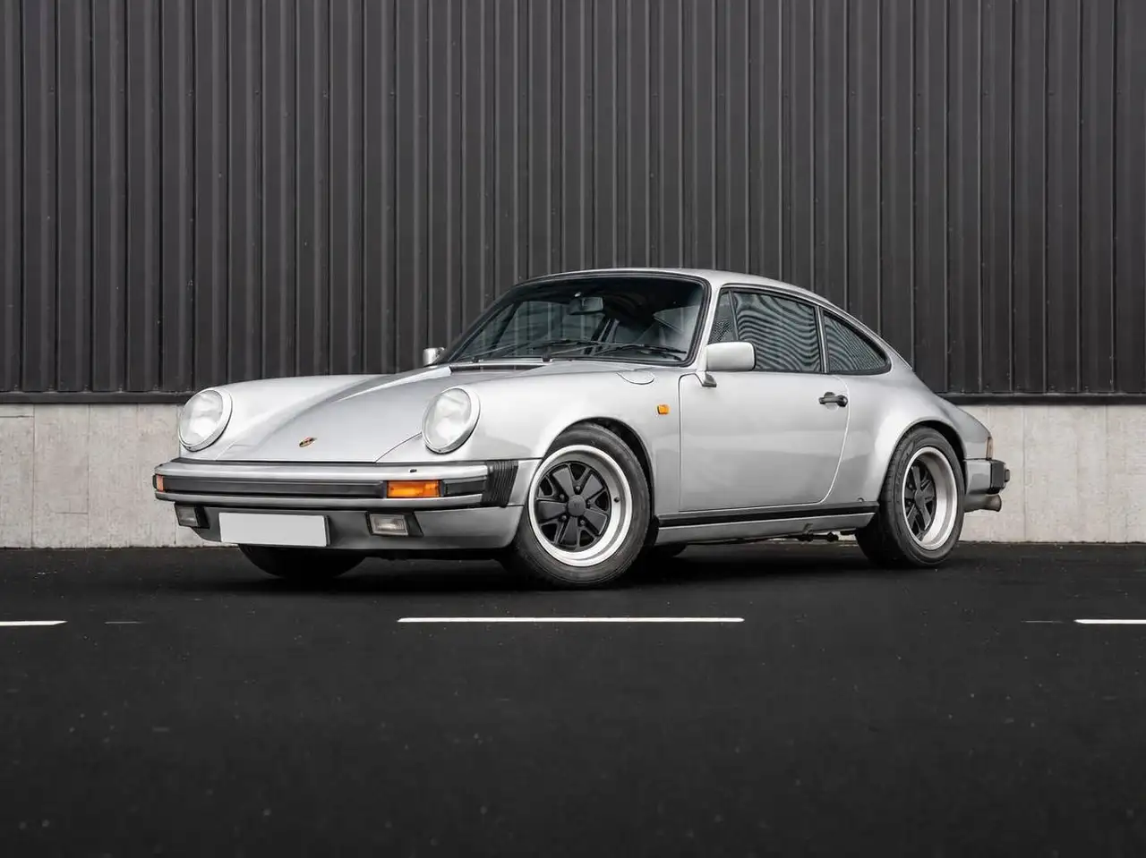 Porsche 911 Carrera 3.2 Coupé, foto 1