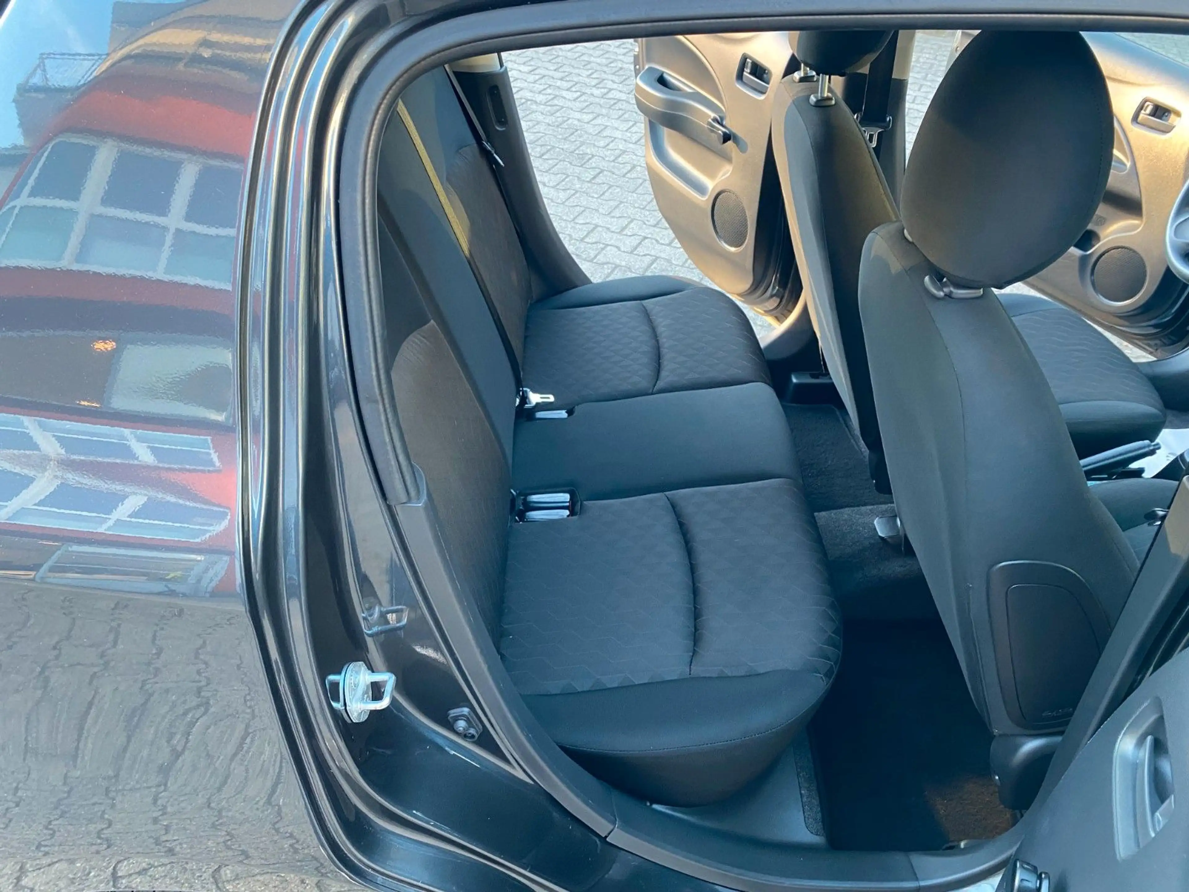 Mitsubishi Space Star Select — photo 7