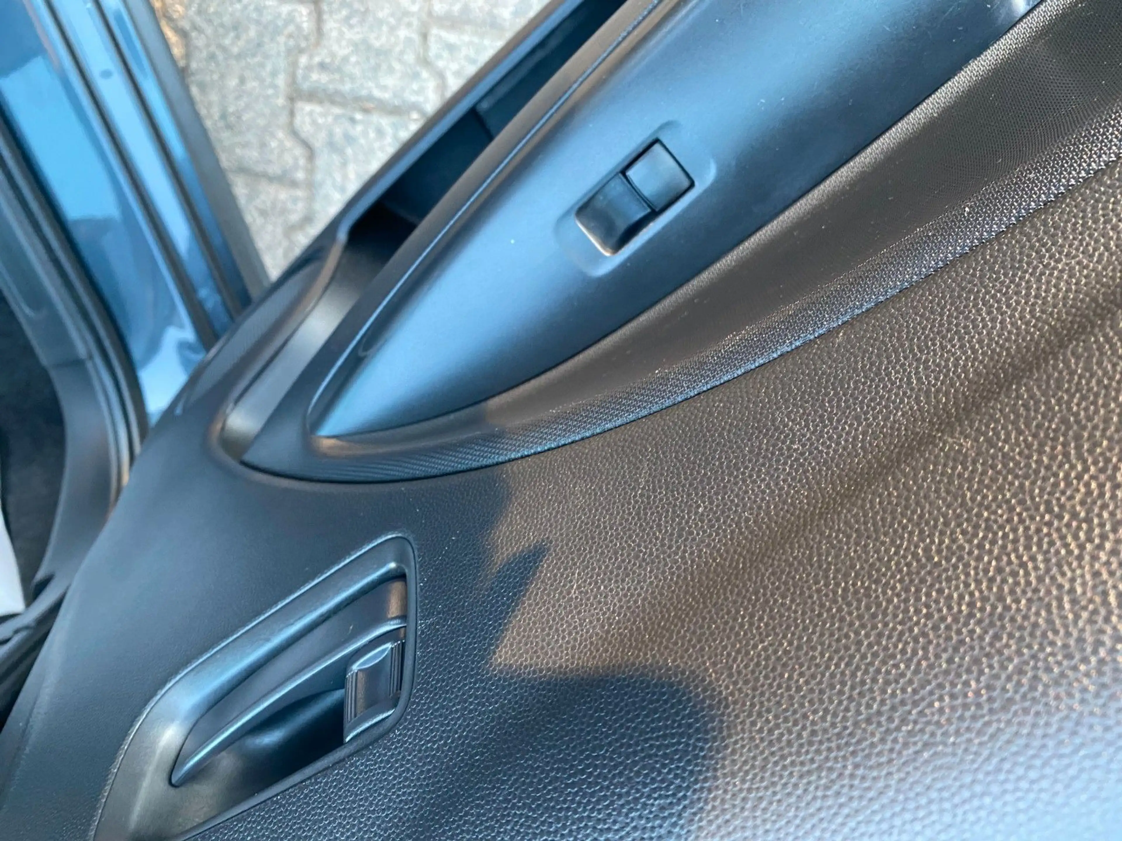 Mitsubishi Space Star Select — photo 11