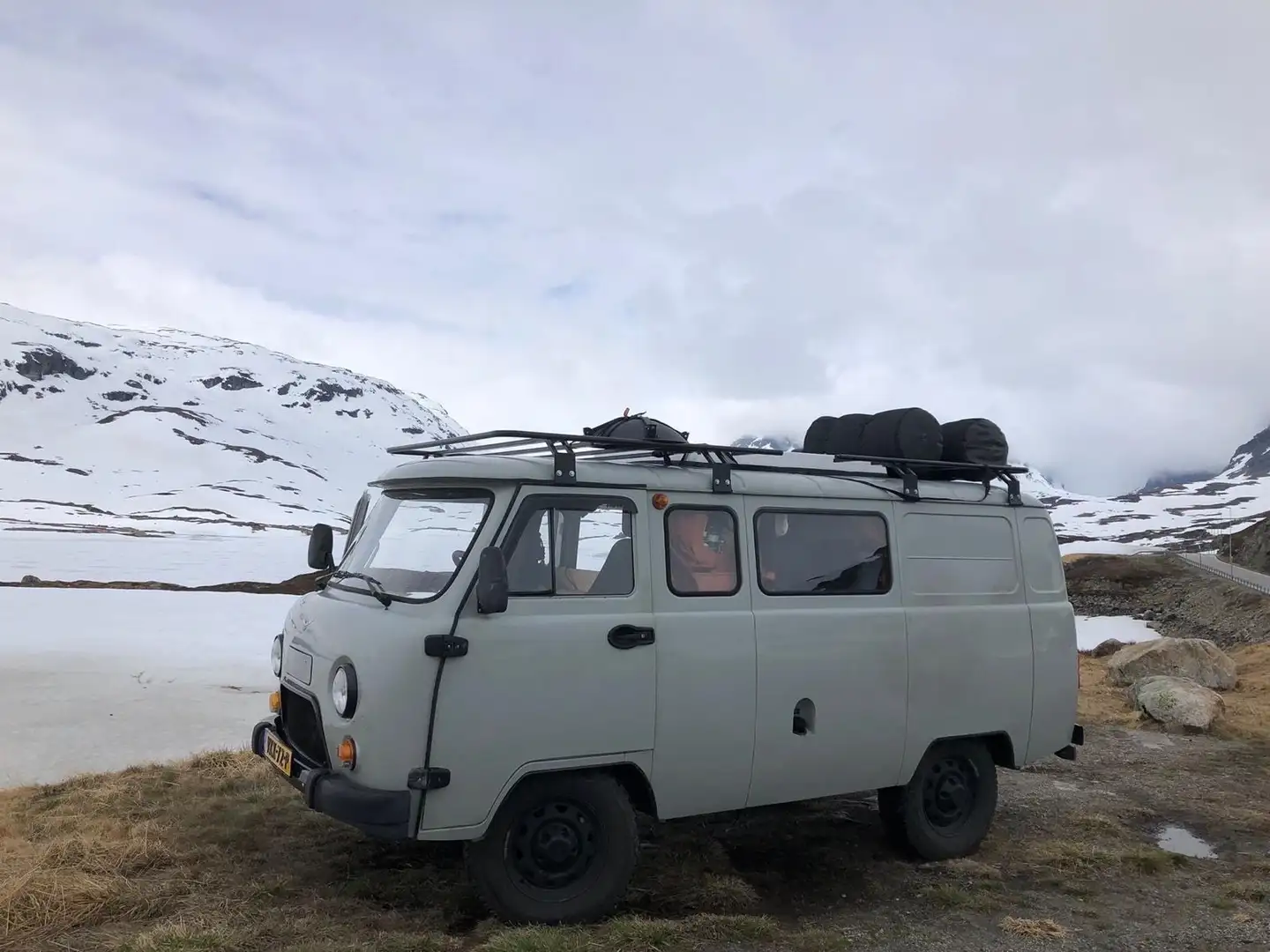 UAZ Buchanka Grey - 2