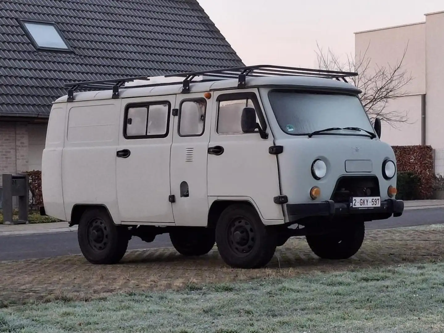 UAZ Buchanka Grey - 1
