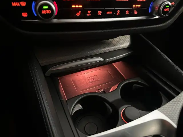 BMW 5 Series view 30