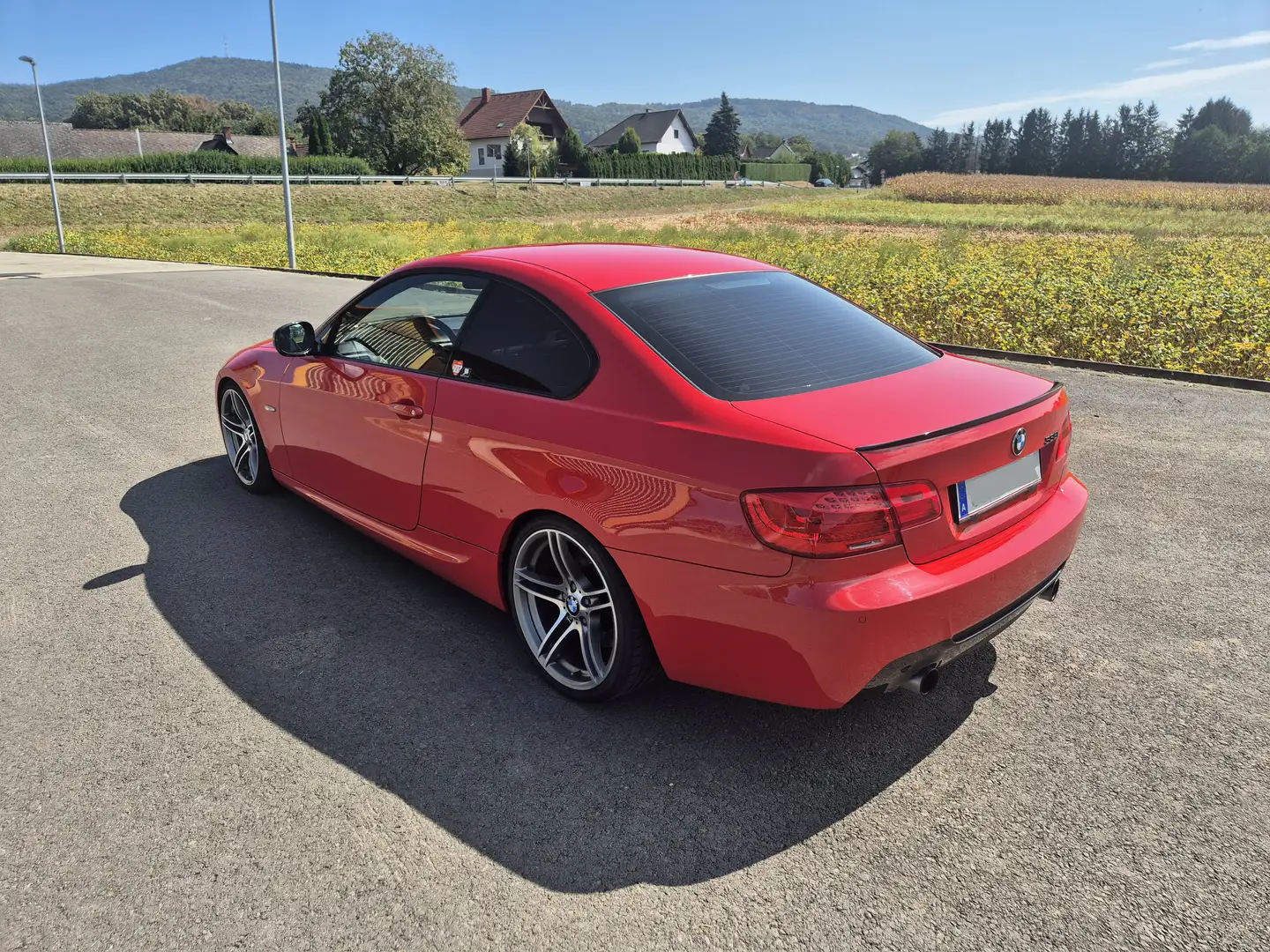 BMW 335 335i Coupé Österreich-Paket Österreich-Paket Rot - 2