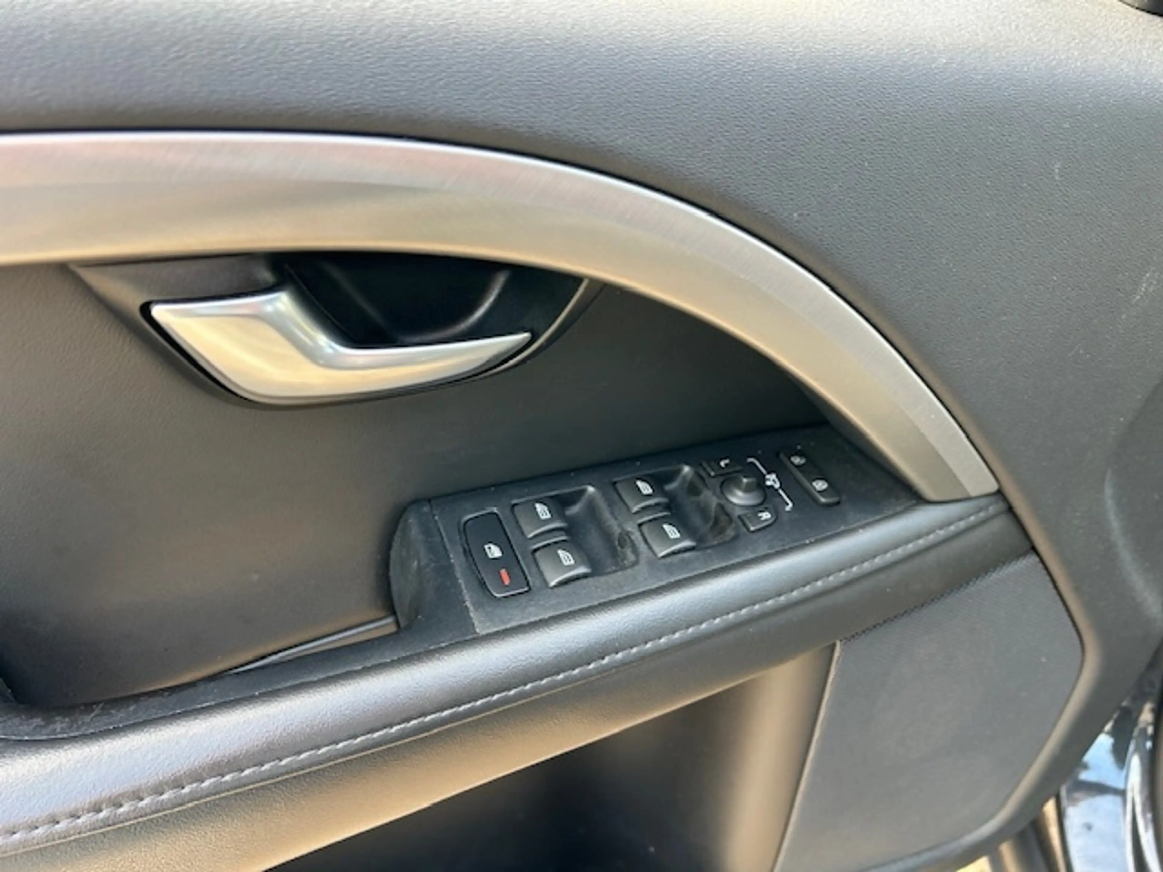 Volvo S80 1.6 T4 Momentum 180PK NAVI CRUISE STOELVW NAP! — photo 23