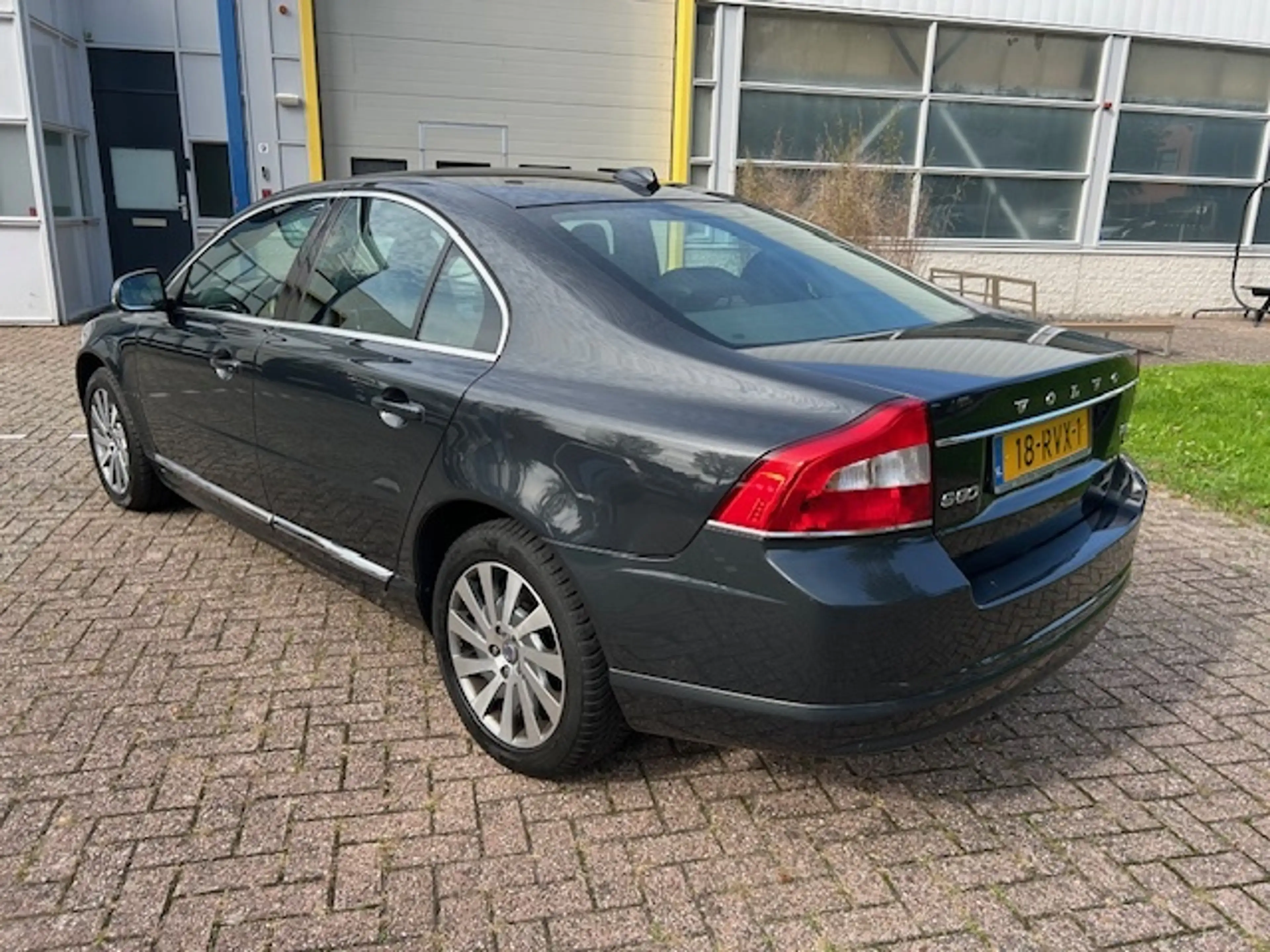 Volvo S80 1.6 T4 Momentum 180PK NAVI CRUISE STOELVW NAP! — photo 4