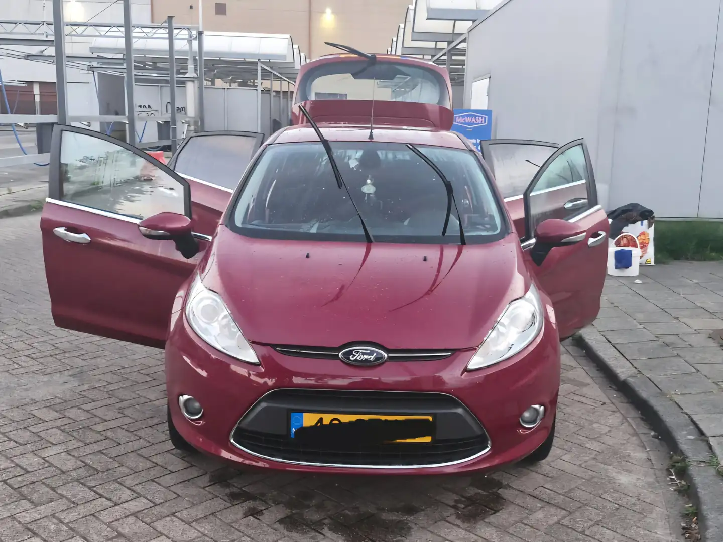 Ford Fiesta Fiesta 1.25 Titanium te koop. Rood - 2