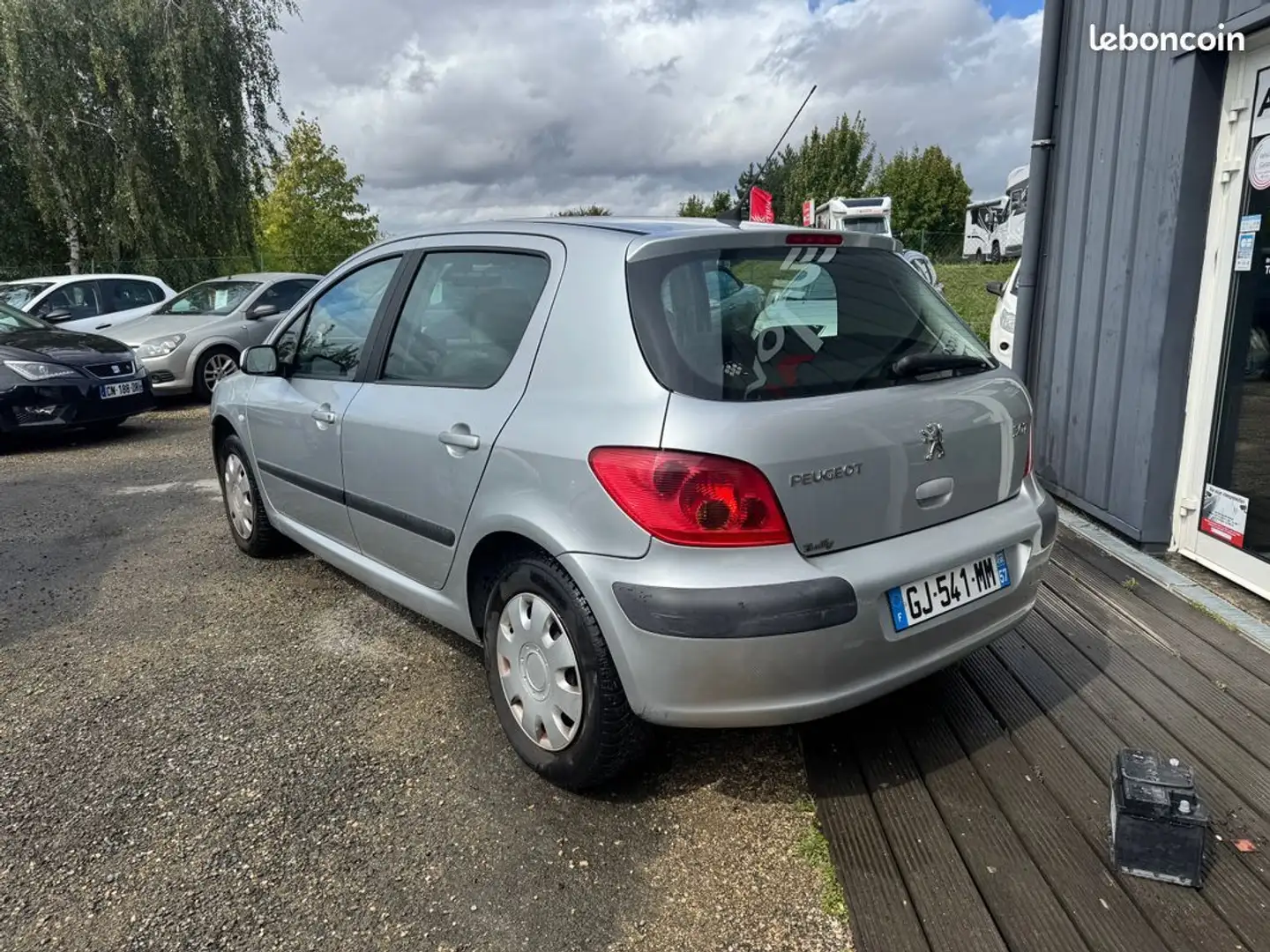 Peugeot 307 1.6 16v 110ch xt premium 5p - 2