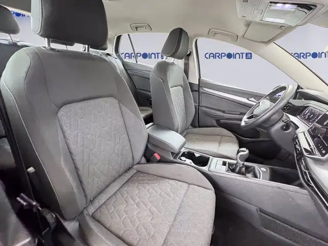 Volkswagen Golf view 8