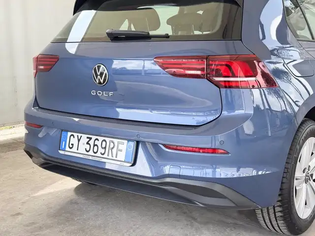 Volkswagen Golf view 18