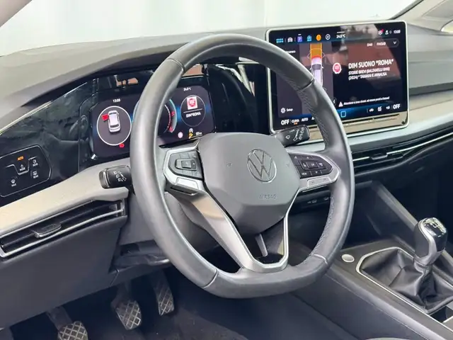 Volkswagen Golf view 19
