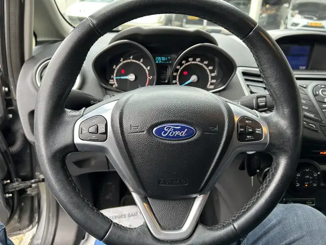 Ford Fiesta view 13