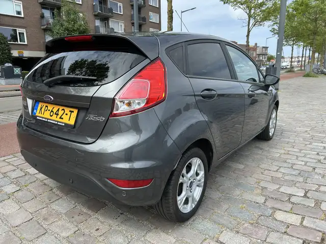 Ford Fiesta view 2
