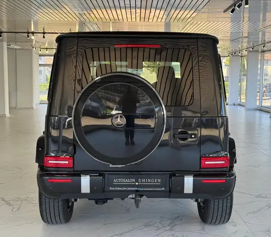 Mercedes-Benz G 500 view 7