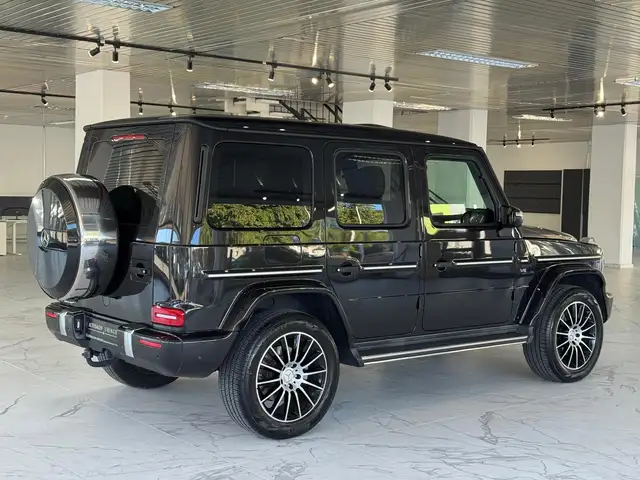 Mercedes-Benz G 500 view 8