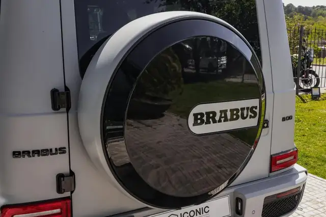 Mercedes-Benz G-Class view 9