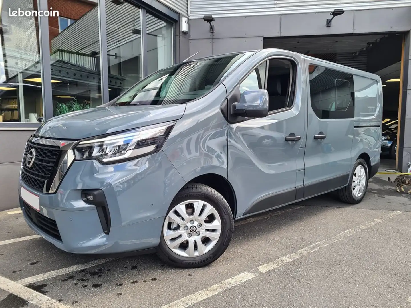 Nissan Primastar Teckna 5 places Boîte automatique Grau - 1