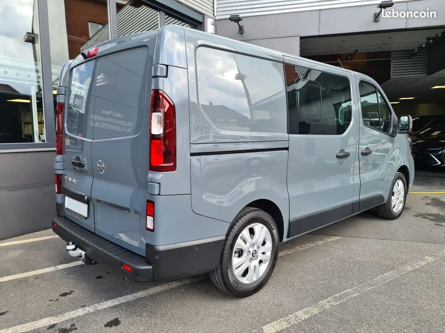 Nissan Primastar Teckna 5 places Boîte automatique Grau - 2