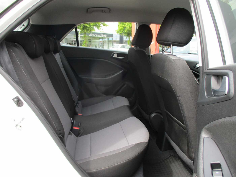 Hyundai i20 1.2 Trend *Sitz & Lenkradheizung*Tempomat — photo 13