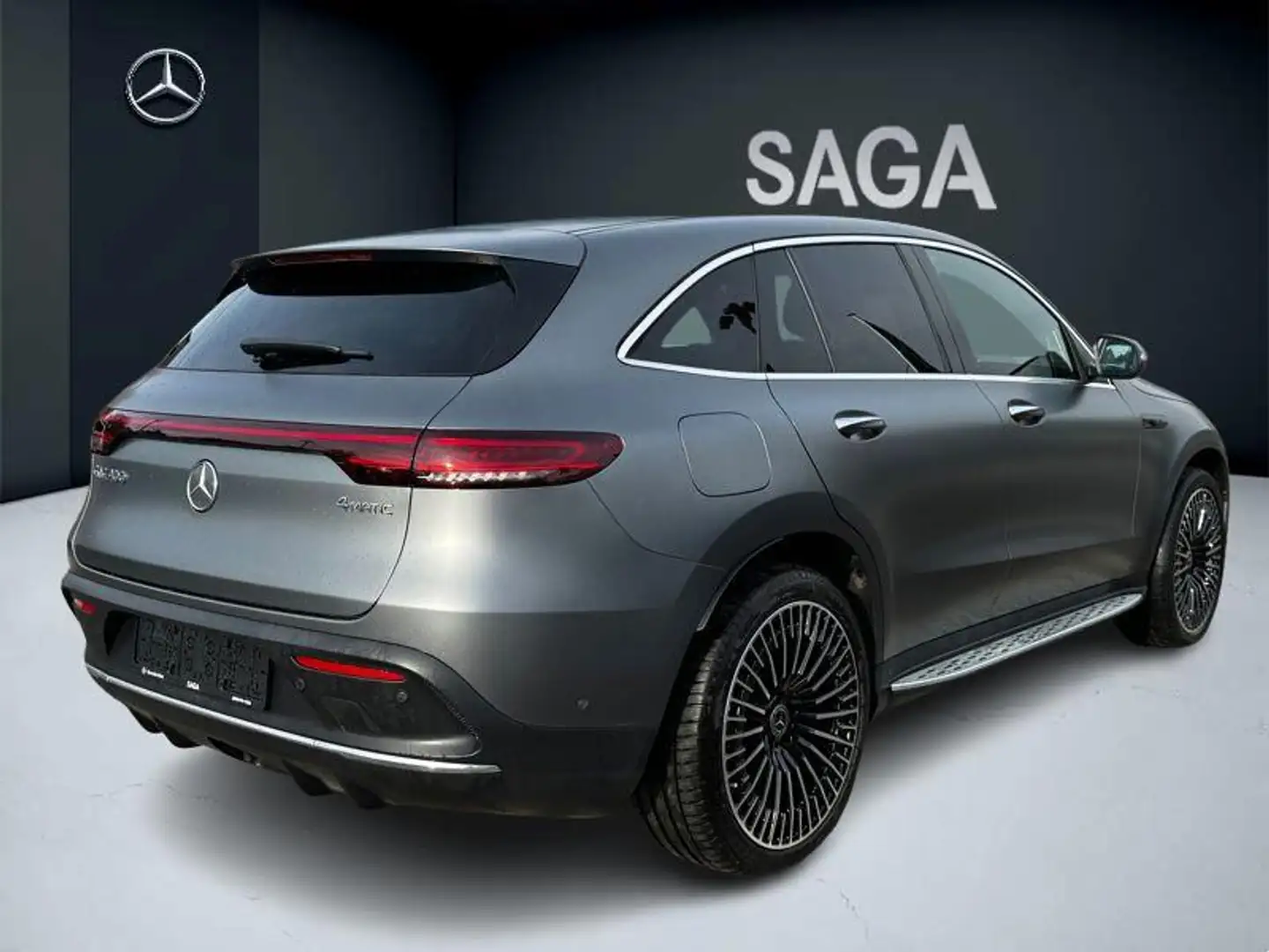 Mercedes-Benz EQC 400 AMG Line 4MATIC Gris - 2