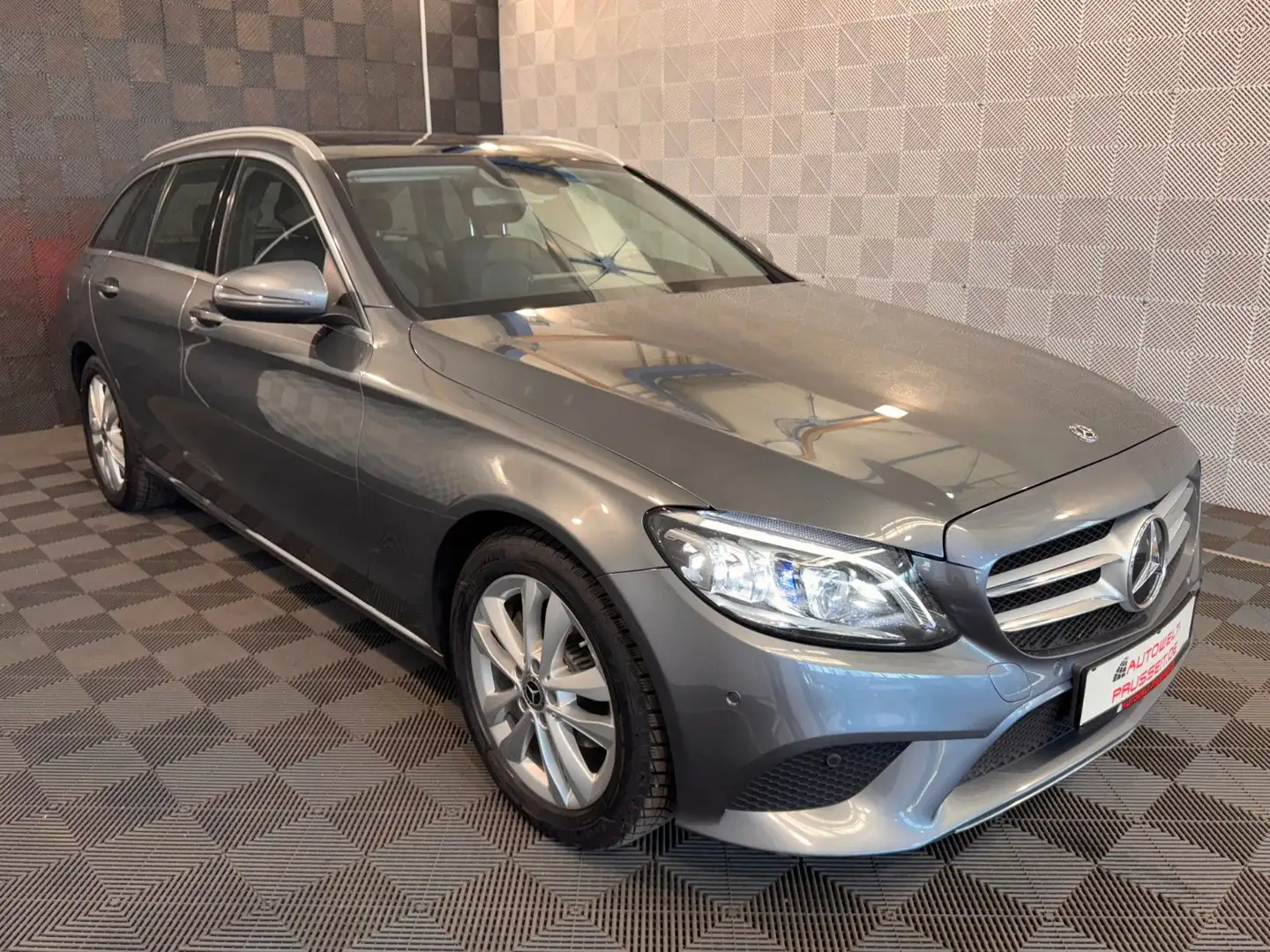 Mercedes-Benz C 180 T*AVANTGARD*ACC-TOT.W-PANO-R.KAM-LED-9G Grau - 1