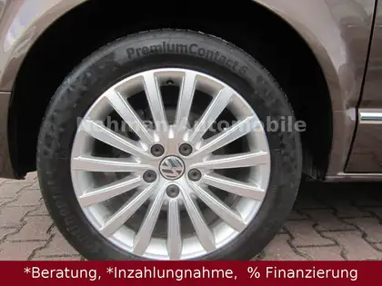 Annonce voiture d'occasion Volkswagen T5 Multivan - CARADIZE