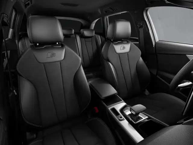 Audi A4 view 10