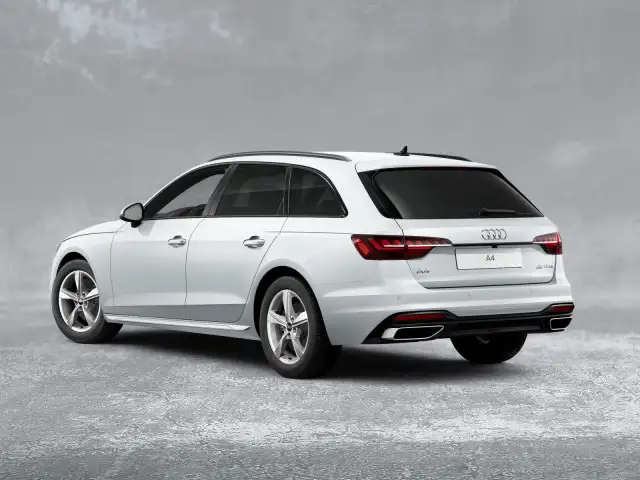Audi A4 view 5