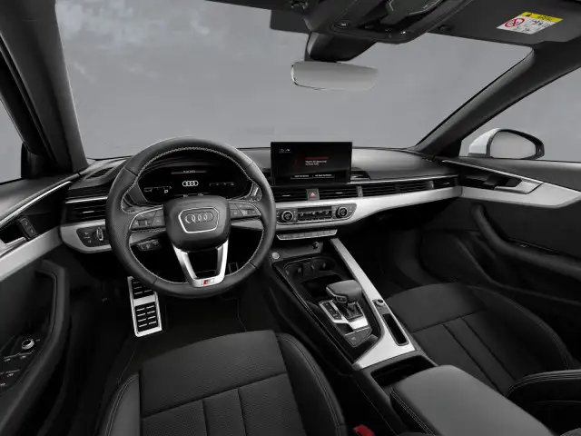 Audi A4 view 9