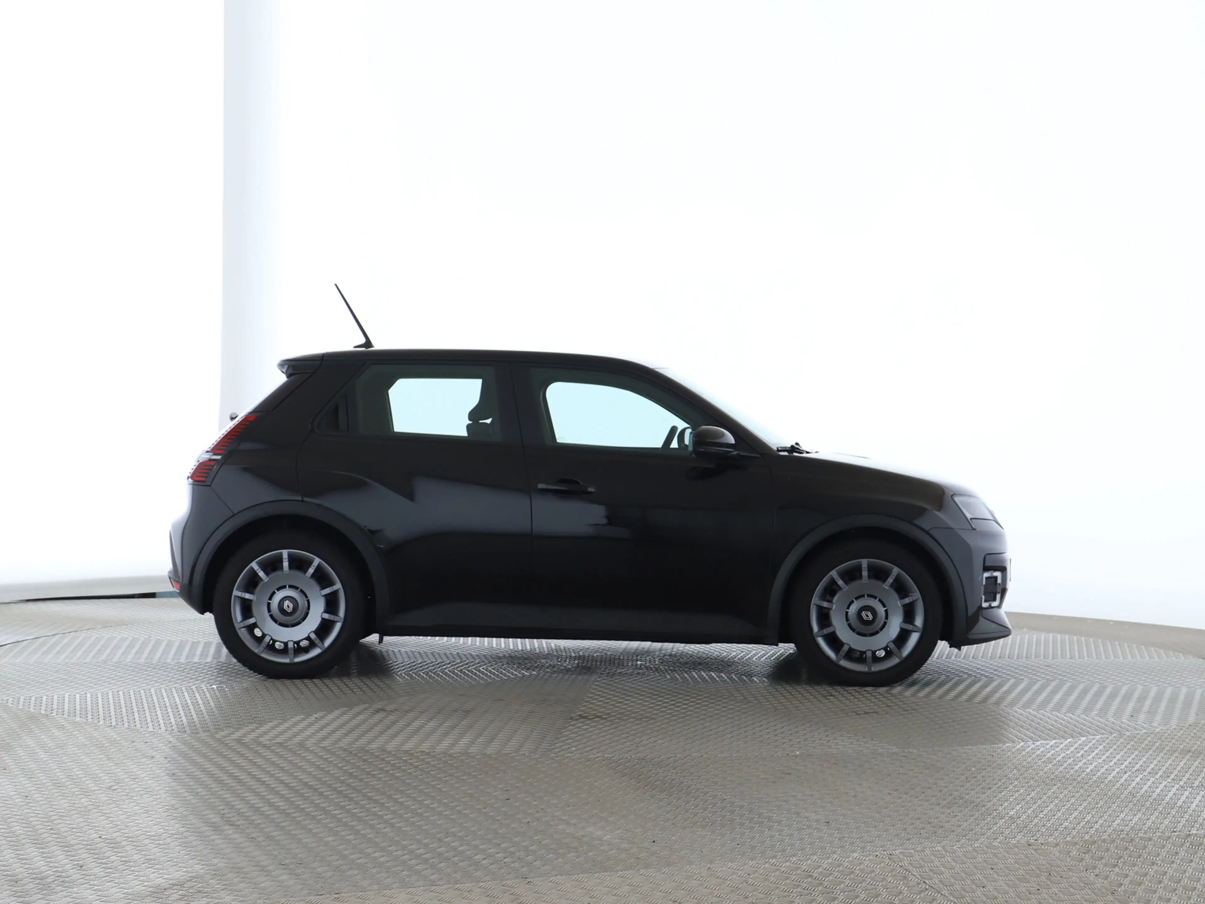 Renault R 5 5 E-Tech 100% electric 120 Evolution 120 Urban R — photo 8