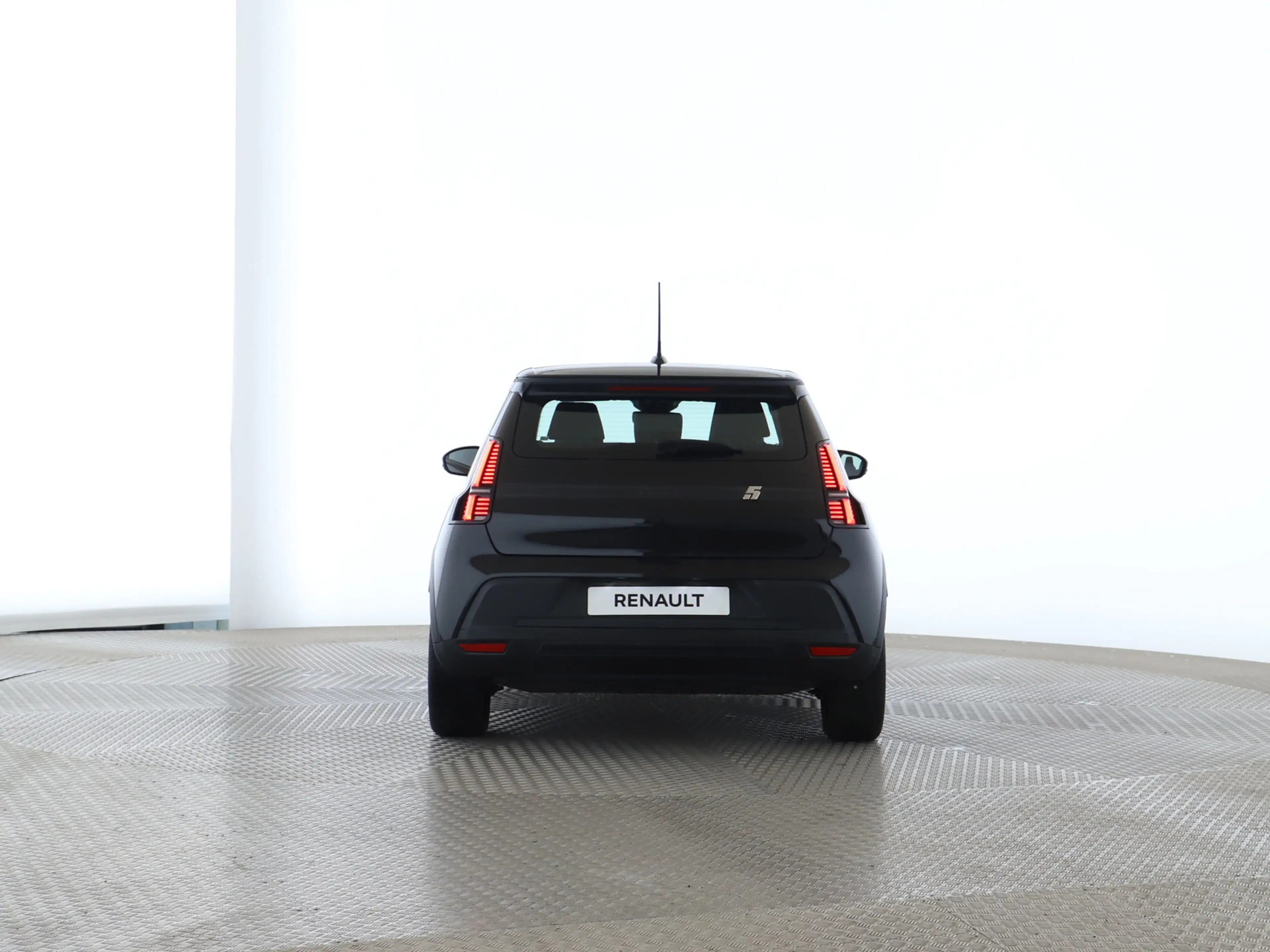 Renault R 5 5 E-Tech 100% electric 120 Evolution 120 Urban R — photo 5