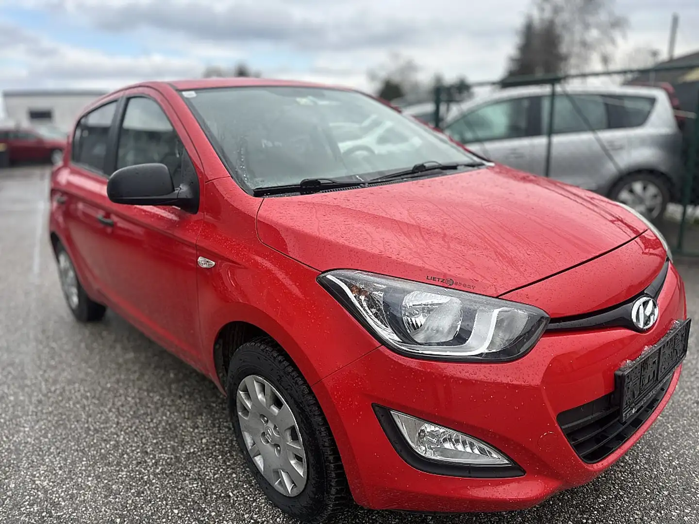 Hyundai i20 1,25 Cool *Pickerl 7/2025+4* Rot - 2