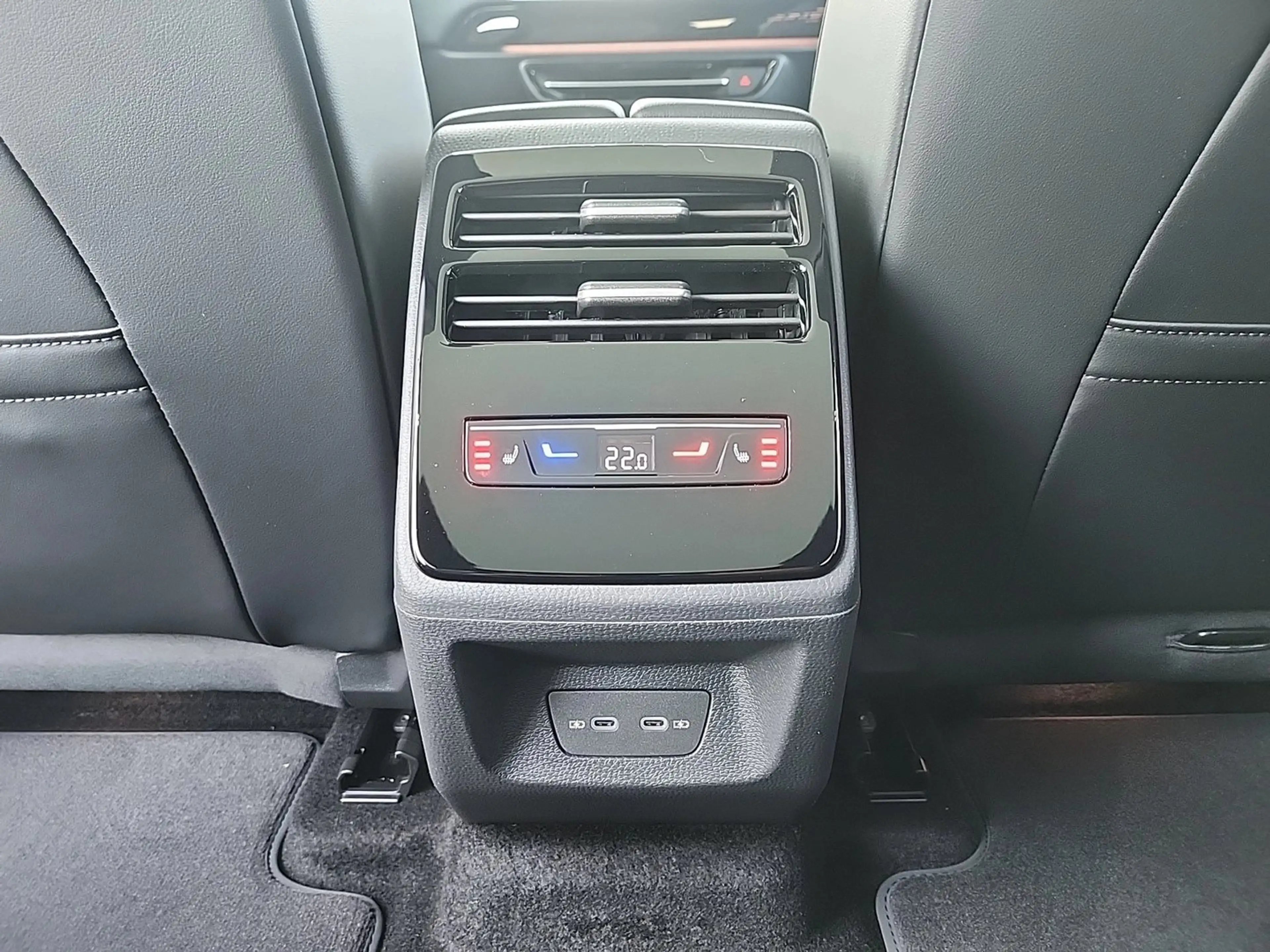 Volkswagen ID.7 Tourer GTX 4MOTION 250kW Business — photo 27