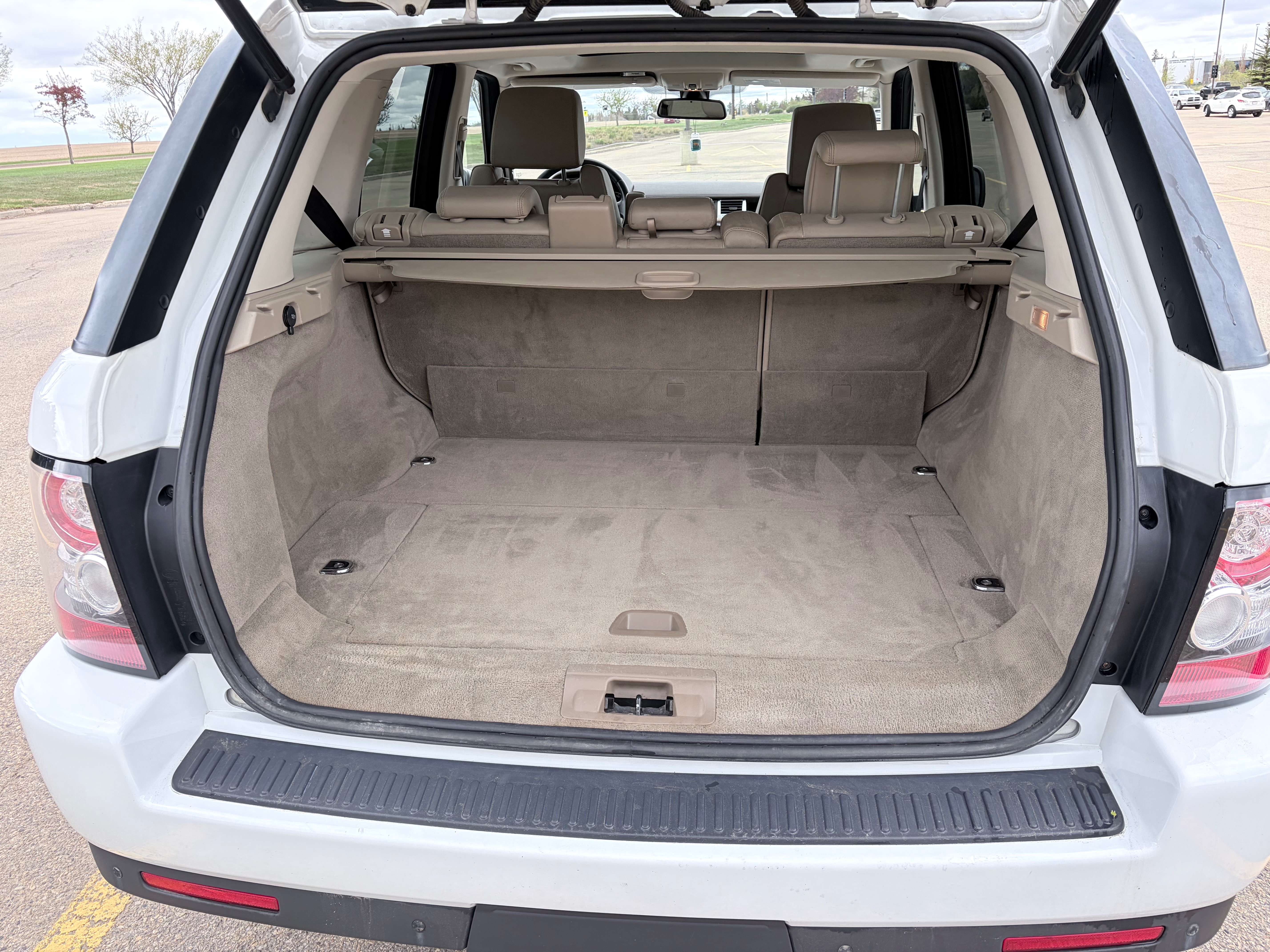 2013 Land Rover Range Rover Sport HSE LUX thumb 9