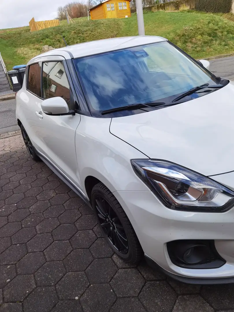 Suzuki Swift Sport 1.4 Boosterjet Hybrid - 1