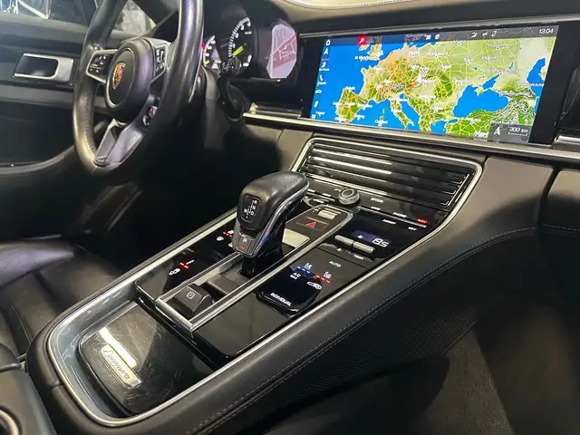 Porsche Panamera 4 E-Hybrid PHEV Aut. 462Ps/Soft/Keyless/Pano/Spur/ Ansicht 18
