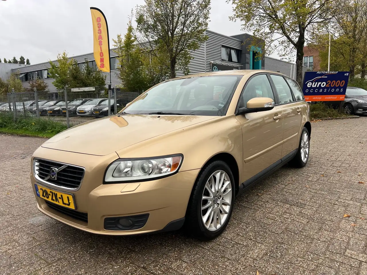 Volvo V50
