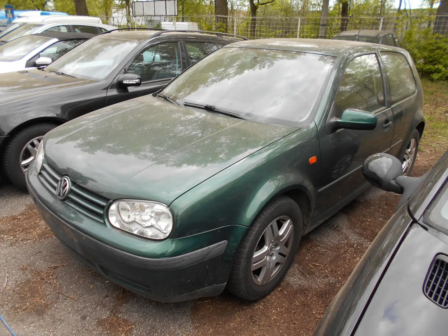 Volkswagen Golf 1.6 Highline.Automatik,Schibedach.Klimatronik Grün - 1