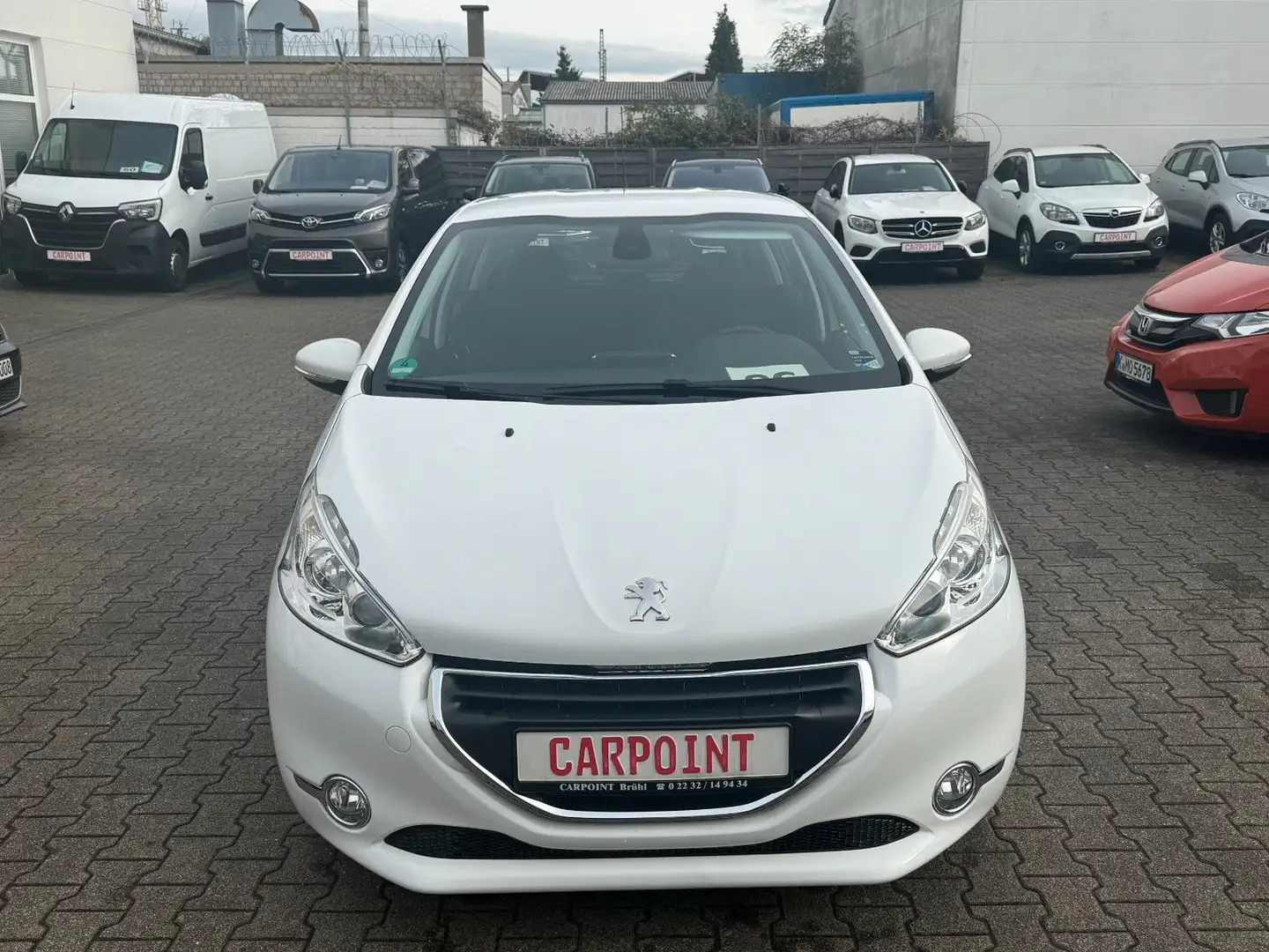 Peugeot 208 Allure KLIMAAUT/ 1.HAND/AUTOMATIK/PDC/SHZ Weiß - 2