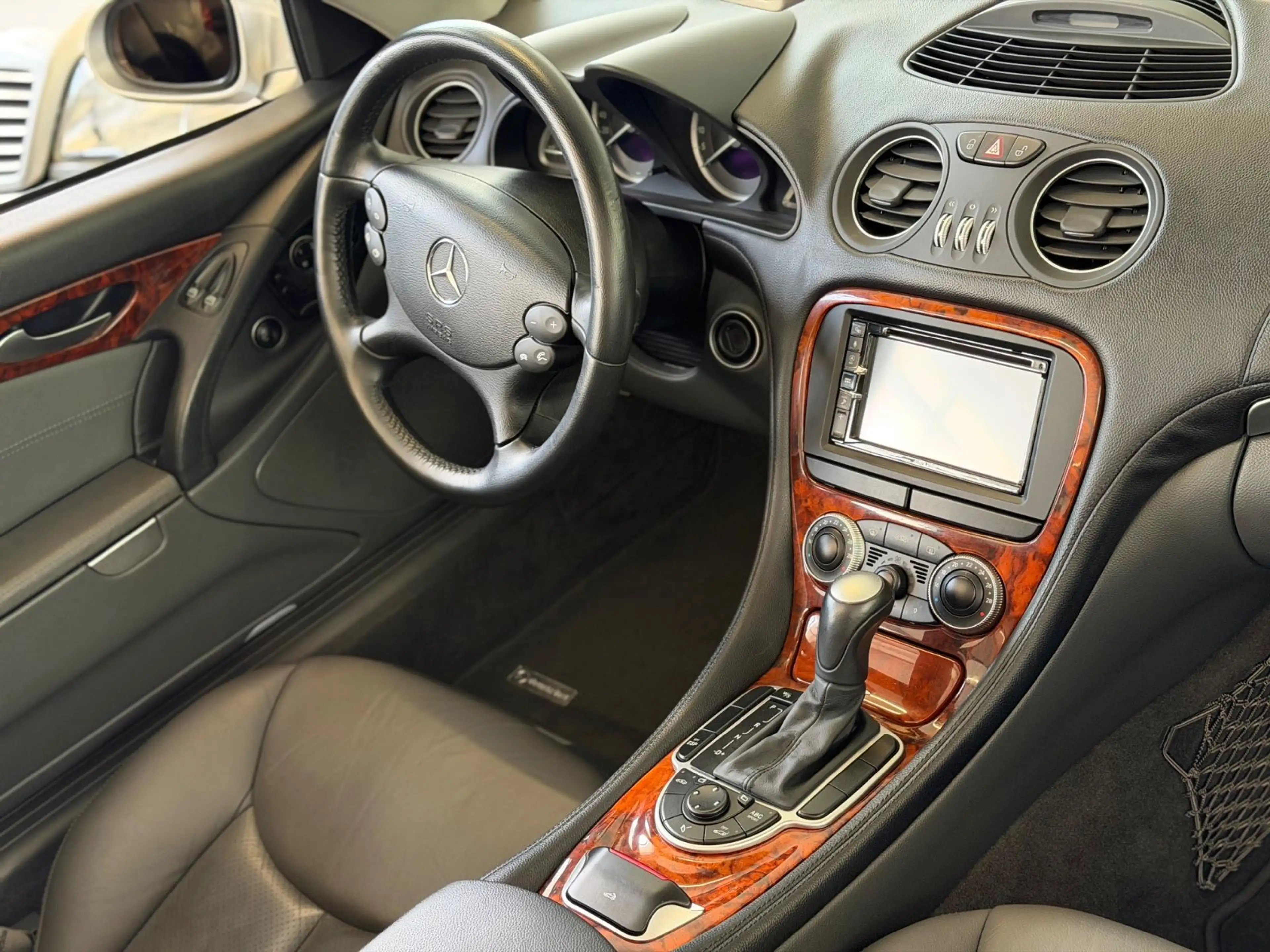 Mercedes-Benz SL 500 Klasse Zustand nur 24.TKM! — photo 3
