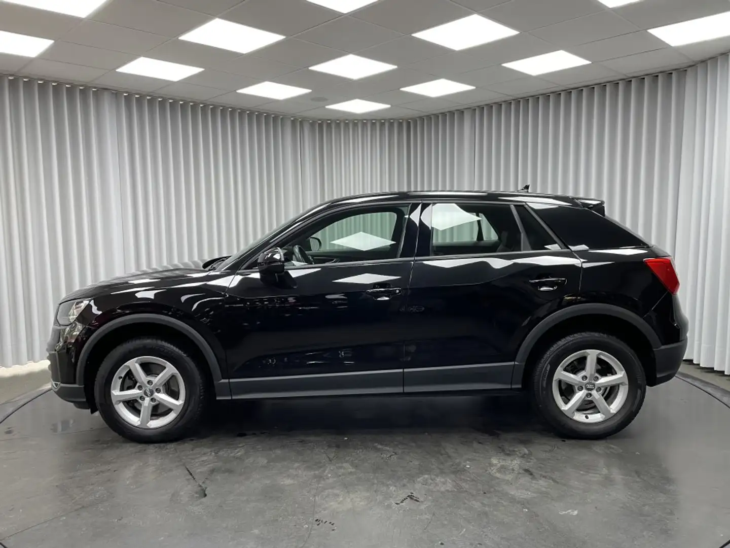 Audi Q2 30TFSi / Leder / Navi / App / Cruise co / Cam ... Noir - 2