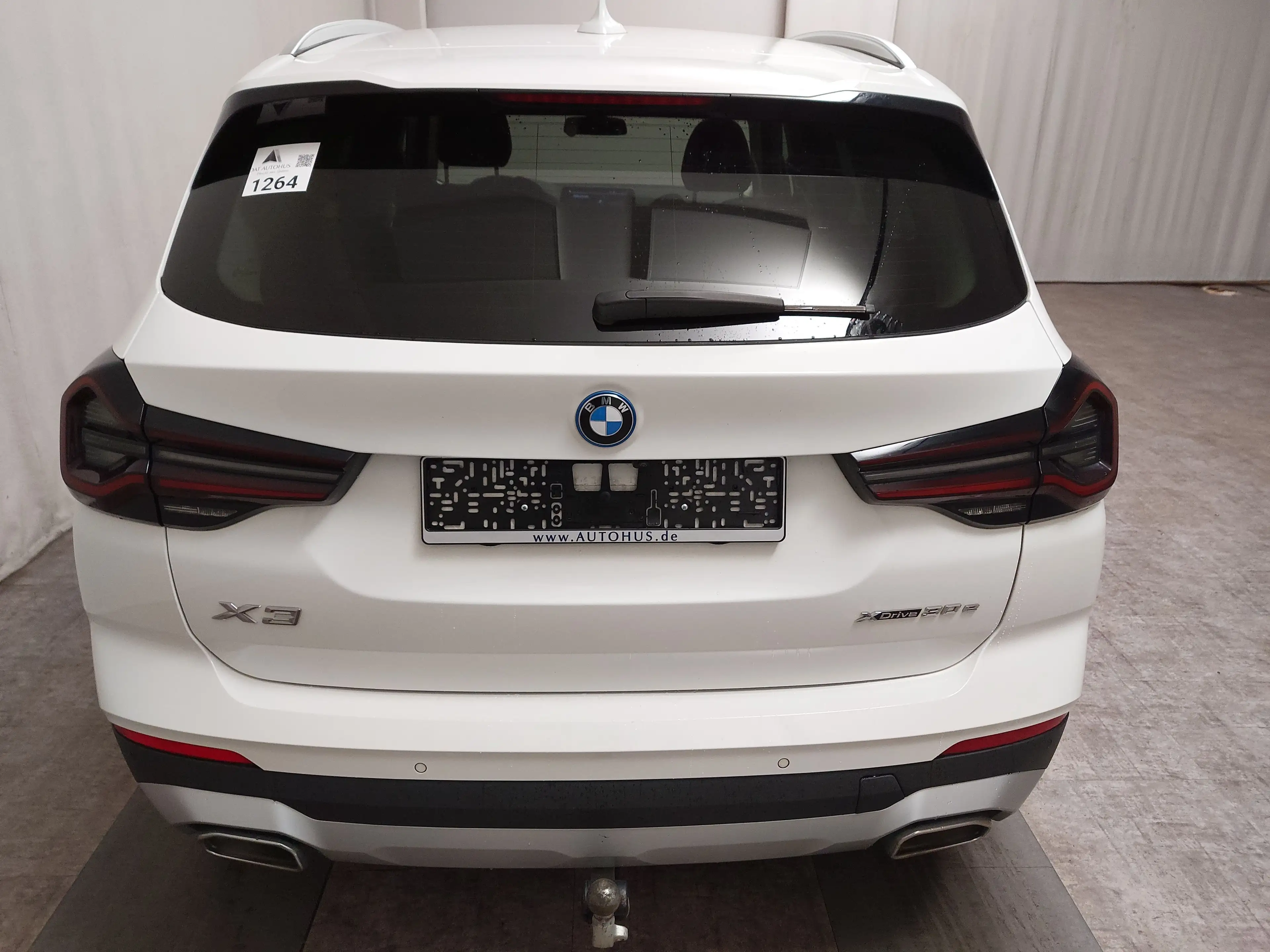 BMW X3 xDrive30e Leder Navi LC Pro HuD RFK LED AHK — photo 14
