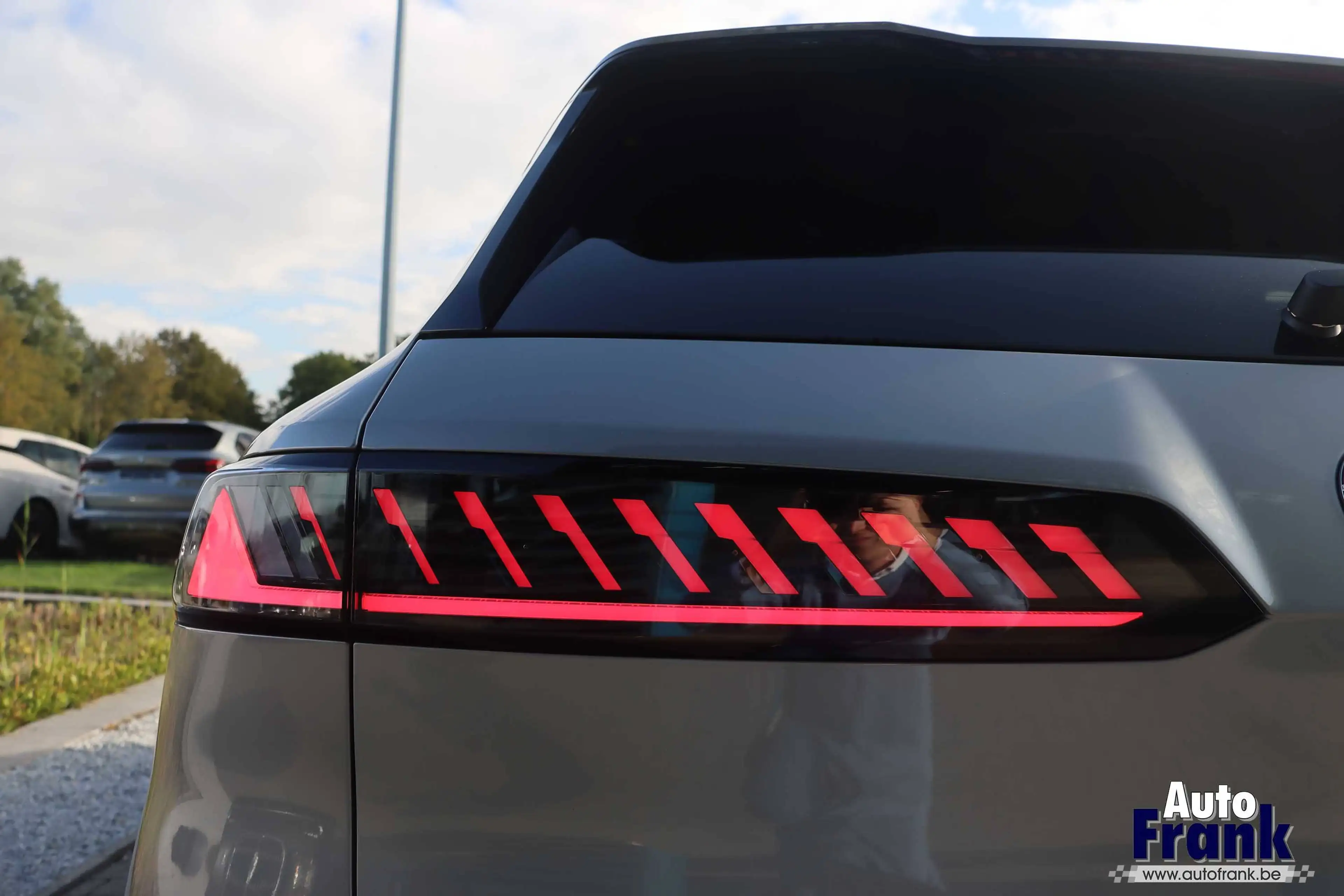 BMW iX3 50 / 4X4 / M-SPORT / TREKHK / 3D HUD / 360CAM / MEMORY / H&K — photo 14